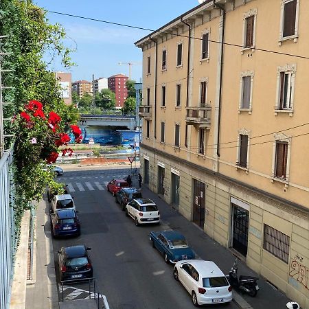 Bright & Spacious Apartment Near Navigli - Ponti Milaan Buitenkant foto