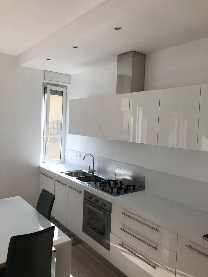 Bright & Spacious Apartment Near Navigli - Ponti Milaan Buitenkant foto