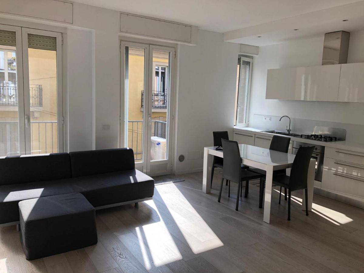 Bright & Spacious Apartment Near Navigli - Ponti Milaan Buitenkant foto